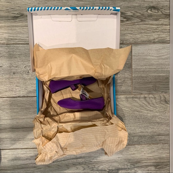 Native Margot Velvet Infant/Toddler Shoes, Size 4 - Picture 7 of 7